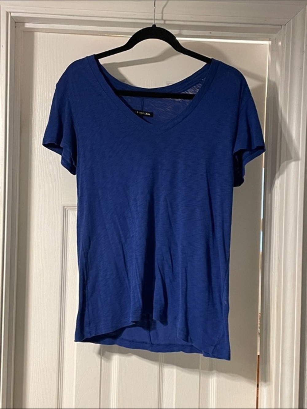 Like New rag & bone Classic V-Neck Short Sleeve Tee in Royal Blue